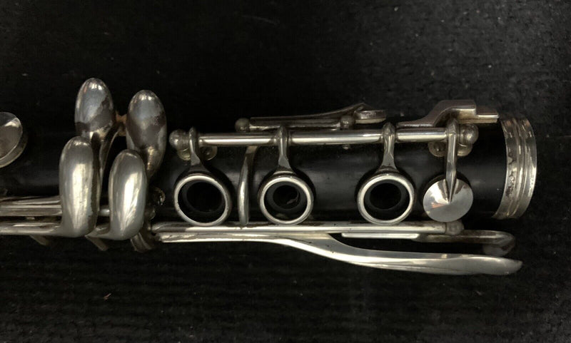 Professional Buffet Crampon R13 B 660 Clarinet with case