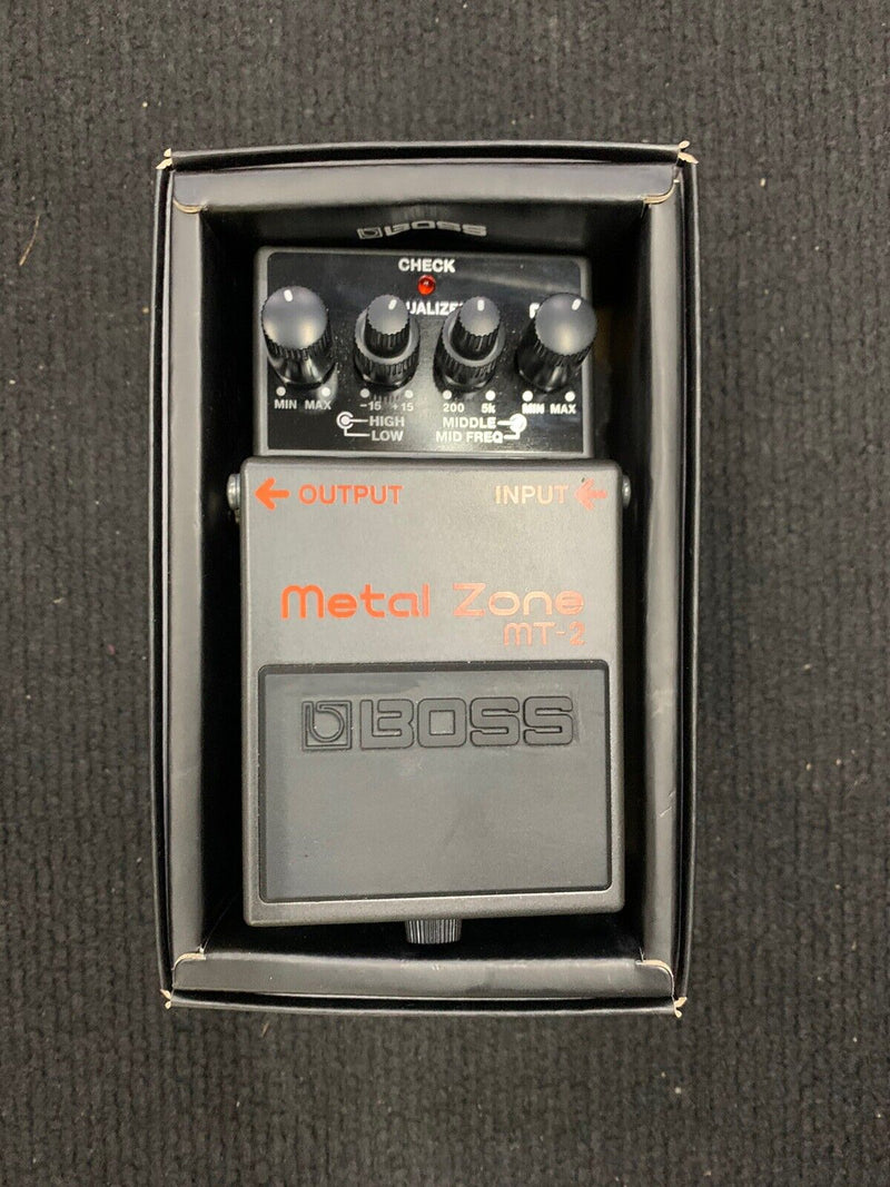 BOSS MT-2 Metal Zone Guitar Effects Pedal