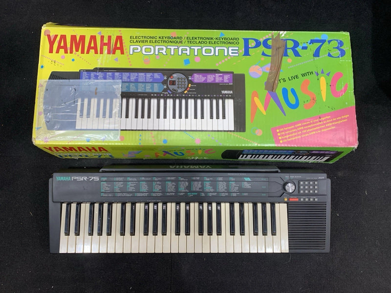 YAMAHA PSR-73 Electronic Keyboard + Power Supply And Sheet Stand