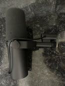 Shure SM7B - Cardioid Dynamic Vocal Microphone