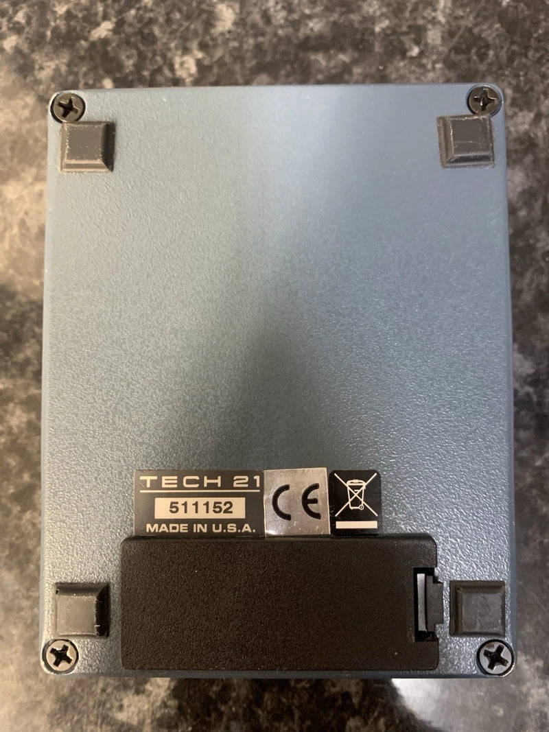 Tech 21 SansAmp Character Series VT Bass V2 Pedal