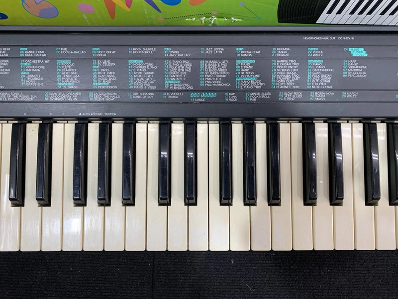 YAMAHA PSR-73 Electronic Keyboard + Power Supply And Sheet Stand