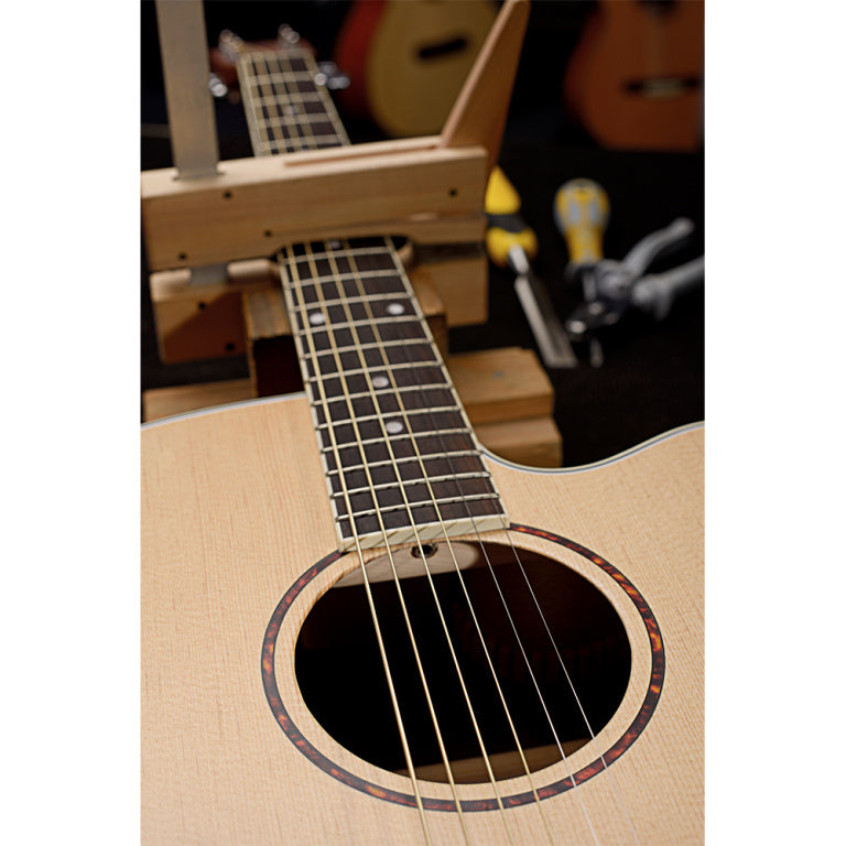 JN Guitars Asyla series 4/4 dreadnought acoustic guitar with solid spruce top