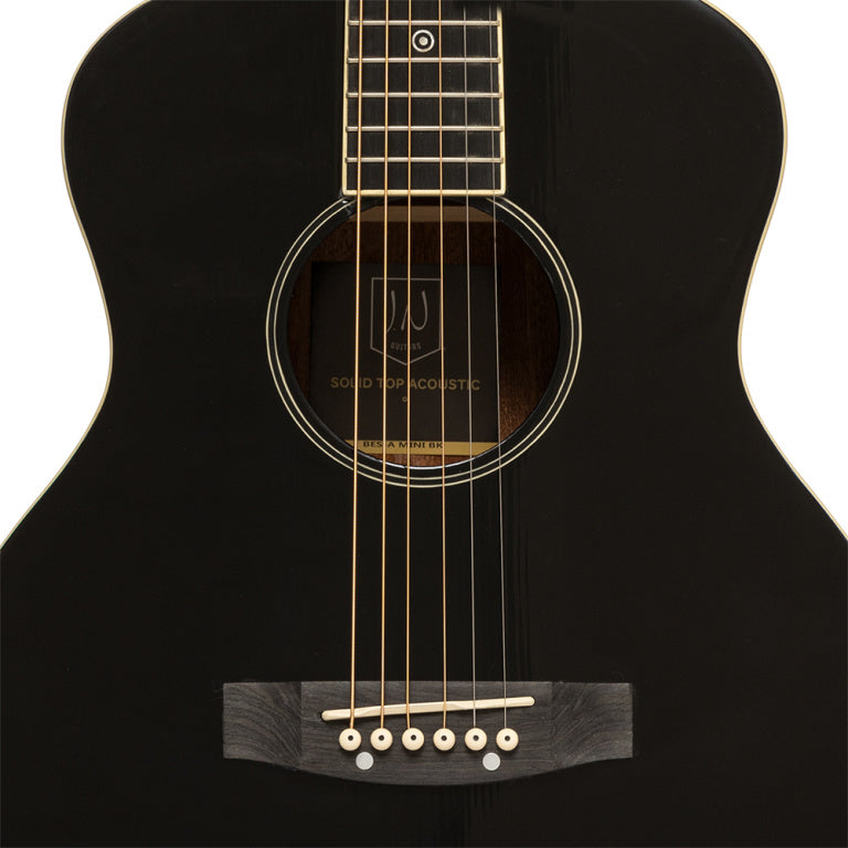 JN Guitars Acoustic travel guitar with solid spruce top, Bessie series - Black